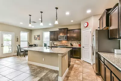3724 Emerald Falls Lane, Pearland, TX 77581 - Photo 4