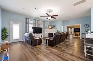 6810 Arlington Dr, Manvel, TX 77578 - Photo 12