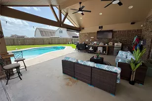 6810 Arlington Dr, Manvel, TX 77578 - Photo 36