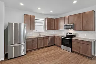 4702 Los Pines Way, Bryan, TX 77807 - Photo 6