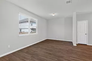 4702 Los Pines Way, Bryan, TX 77807 - Photo 8