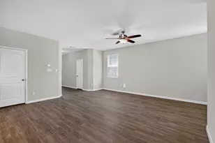 4702 Los Pines Way, Bryan, TX 77807 - Photo 14