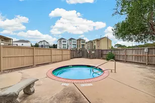 2120 Wilcrest Dr, Houston, TX 77042 - Photo 30