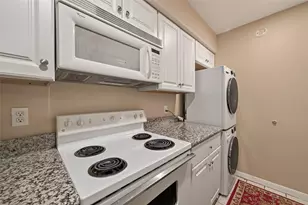 2120 Wilcrest Dr, Houston, TX 77042 - Photo 14