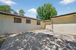 4538 Burkegate Dr, Spring, TX 77373 - Photo 30