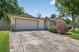 4538 Burkegate Dr, Spring, TX 77373 - Photo 38