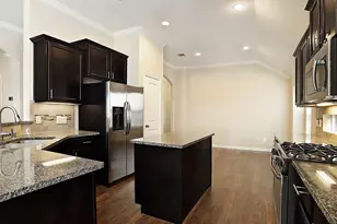 3114 Sherbrooke Canyon Ln, Houston, TX 77047 - Photo 10