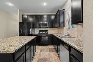 7011 Edwanna Ln, Spring, TX 77389 - Photo 10