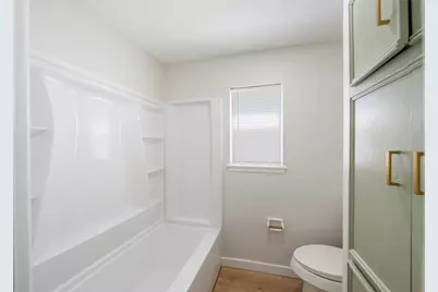 209 Pine Oak Drive, Highlands, TX 77562 - Photo 22
