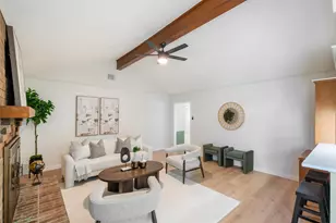 209 Pine Oak Dr, Highlands, TX 77562 - Photo 12
