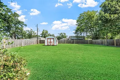 209 Pine Oak Drive, Highlands, TX 77562 - Photo 30