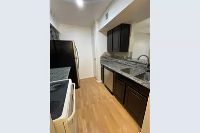 18519 Egret Bay Boulevard #1502, Webster, TX 77058 - Photo 4