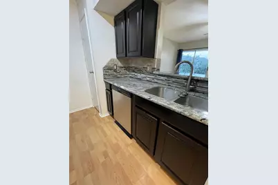 18519 Egret Bay Boulevard #1502, Webster, TX 77058 - Photo 2