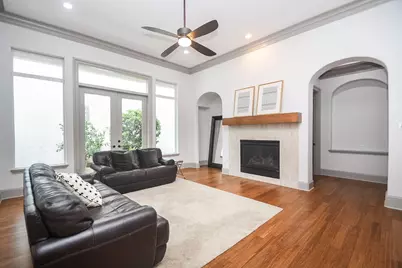 2702 Tudor Manor, Houston, TX 77082 - Photo 10
