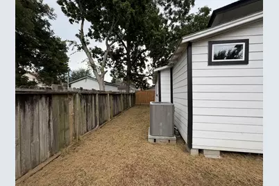 113 Delmar Street, Houston, TX 77011 - Photo 32