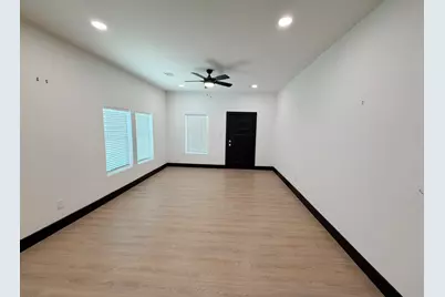 113 Delmar Street, Houston, TX 77011 - Photo 6