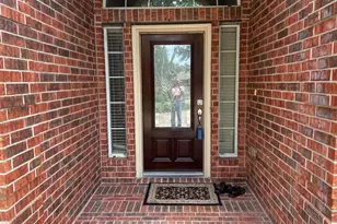 5219 Emerald Trace Ct, Sugar Land, TX 77479 - Photo 4