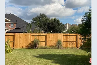 5219 Emerald Trace Court, Sugar Land, TX 77479 - Photo 34