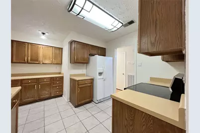 706 Leicester Lane, Hockley, TX 77034 - Photo 6