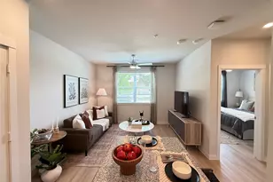 1610 Campbell Rd, Houston, TX 77055 - Photo 4