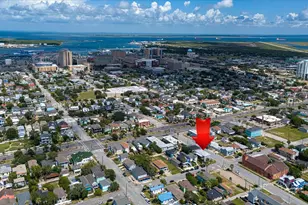 1017 11th St, Galveston, TX 77550 - Photo 22