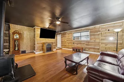 143 Machemehl Drive, Bellville, TX 77418 - Photo 18