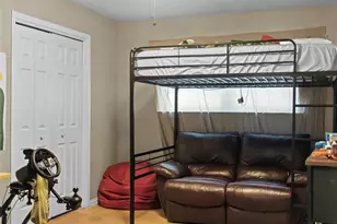 214 Yaupon Dr, Baytown, TX 77520 - Photo 10