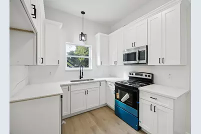 422 New Hampshire Street #A, Houston, TX 77029 - Photo 2