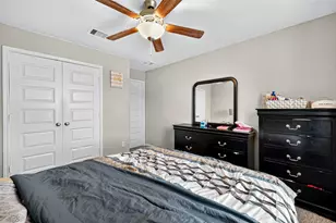 1115 Cloverdale Dr, Rosharon, TX 77583 - Photo 28