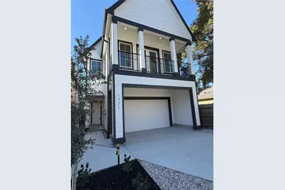 1321 Alexander Street, Houston, TX 77008 - Photo 1