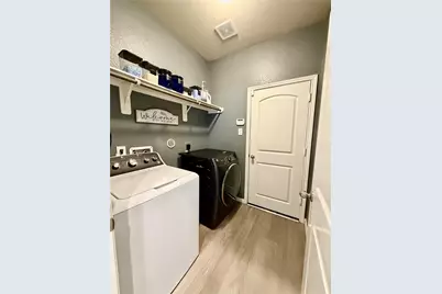 315 Woodhaven Drive, West Columbia, TX 77486 - Photo 12