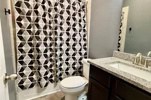 315 Woodhaven Dr, West Columbia, TX 77486 - Photo 12