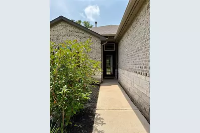 315 Woodhaven Drive, West Columbia, TX 77486 - Photo 4