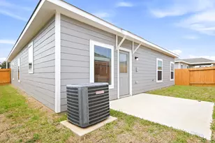 15550 Caramel Spgs Dr, Conroe, TX 77303 - Photo 16