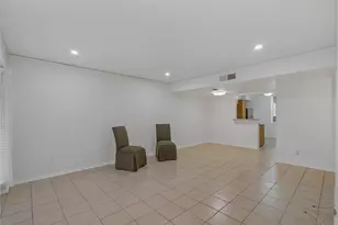 2727 Briarhurst Dr, Houston, TX 77057 - Photo 4