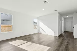 311 Ruby Frd Dr, Baytown, TX 77523 - Photo 6