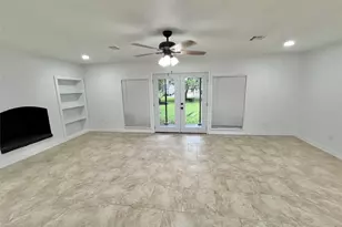 5 Colony Dr, Angleton, TX 77515 - Photo 16