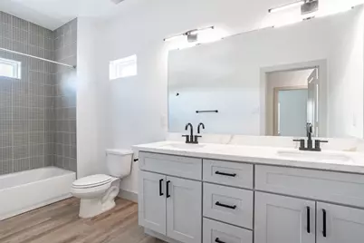 207 Dipping Stream Street, Houston, TX 77076 - Photo 14