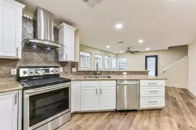 3816 Brandt Street, Houston, TX 77006 - Photo 18