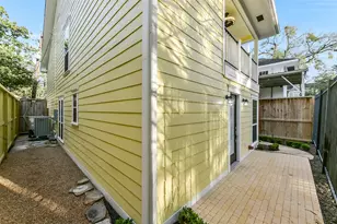 3816 Brandt St, Houston, TX 77006 - Photo 8