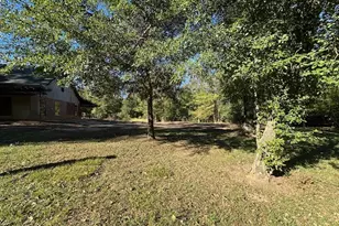 10695 Magnolia Dr, Conroe, TX 77303 - Photo 4