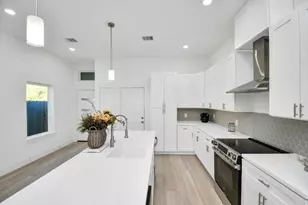 3330 Francis St, Houston, TX 77004 - Photo 8