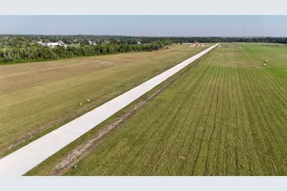 1719 Rymal Ranch Rd, Algoa, TX 77511 - Photo 4