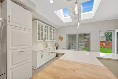 16802 Village Corner Court, Houston, TX 77059 - Photo 16