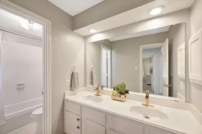 16802 Village Corner Court, Houston, TX 77059 - Photo 30