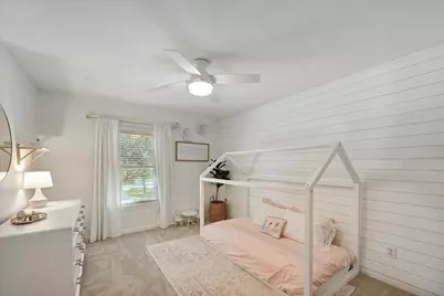 16802 Village Corner Court, Houston, TX 77059 - Photo 28