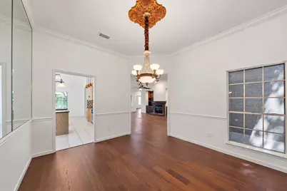 2711 N Peach Hollow Circle, Pearland, TX 77584 - Photo 10