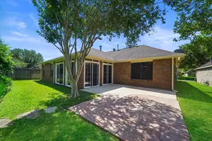 2711 N Peach Hollow Cir, Pearland, TX 77584 - Photo 34