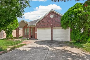 10106 Gil Jr Ln, Houston, TX 77075 - Photo 1