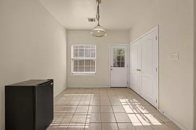 10106 Gil Jr Lane, Houston, TX 77075 - Photo 6
